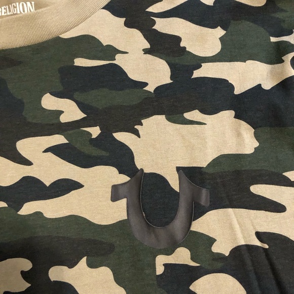 New TRUE RELIGION Lamar Logo Men’s L/S T-Shirt Size Men's Small Camo NWT!! - Picture 2 of 6